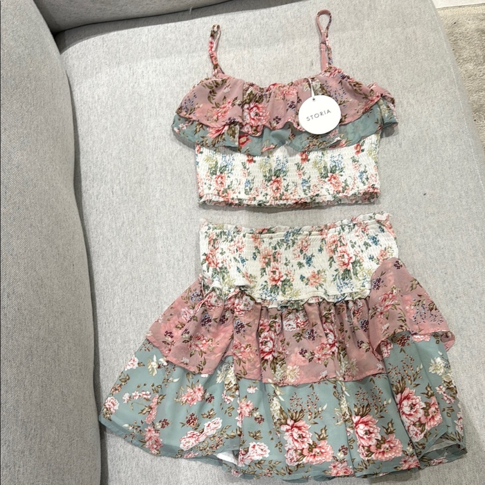 Floral Two-Piece Set with Ruffle Details